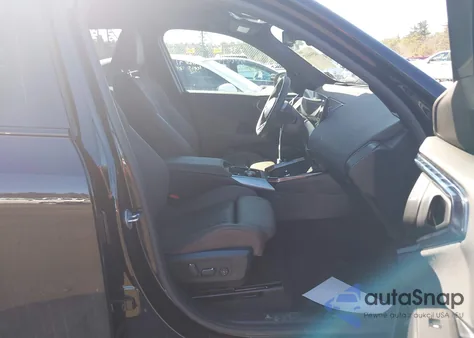 2025 BMW X3 30 xDrive из США, поврежденный, VIN 5UX53GP09S9099488